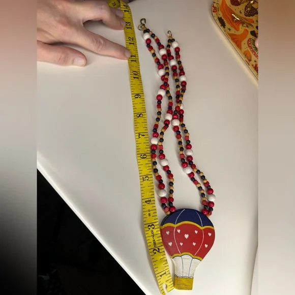 Vintage wooden beaded handmade hot air balloon necklace - Picture 8 of 8